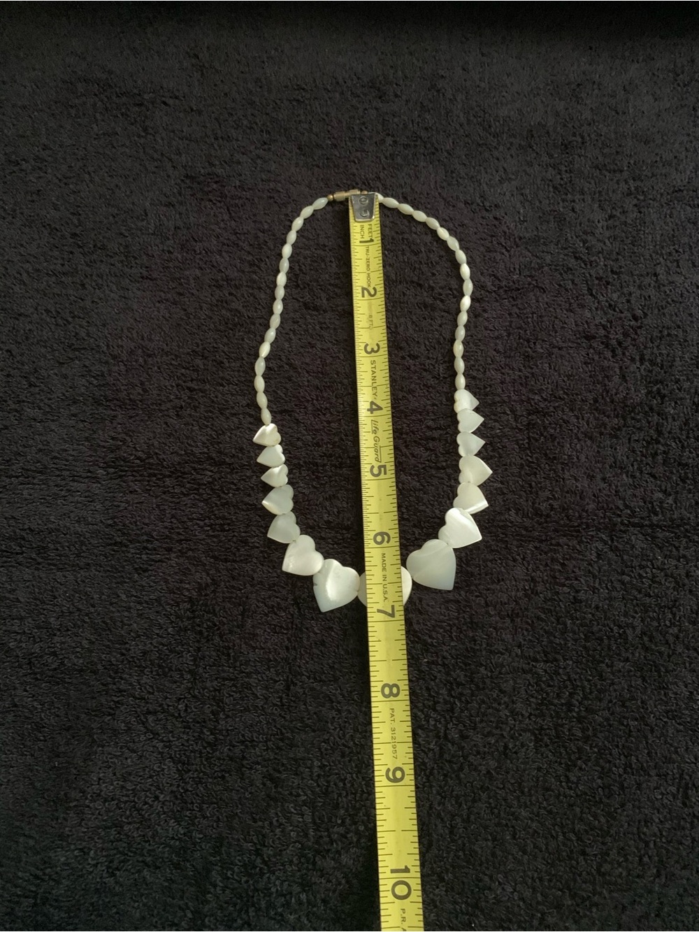 Vintage Mother of Pearl Heart Shaped Cream Necklace - Picture 9 of 9